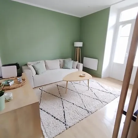 Апартаменты Logis Cosy Du Centre