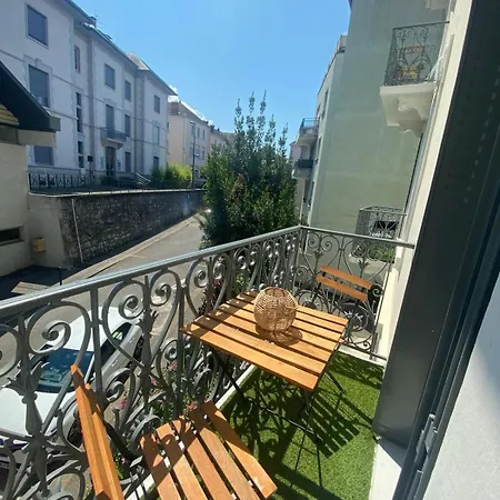 Logis Cosy Du Centre Экс-ле-Бен